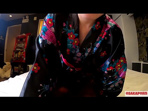 ❤️ Keçika ciwan a cosplay ji seksê hez dike ku bi orgazmê bi şûjinek di hespêk û blowjob de. Keçika Asyayî ya bi pisîka porî û bi cil û bergên kevneşopî yên Japonî di vîdyoya amator de ku masturbasyona bi pêlîstokên qijikê nîşan dide. Sakura 3 OSAKAPORN. Porno li porno ku.mypornpics.ru ❌